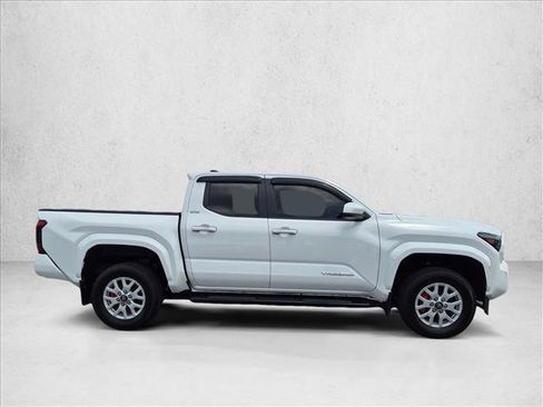 Used 2024 Toyota Tacoma SR5 RWD image 4