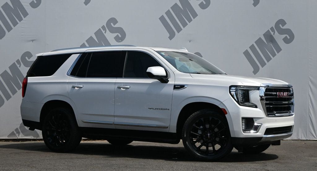 Used 2023 GMC Yukon SLT RWD image 3