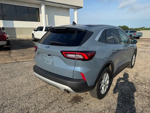 Used 2023 Ford Escape Active w/ Tech Pack #2 AWD/4WD image 7