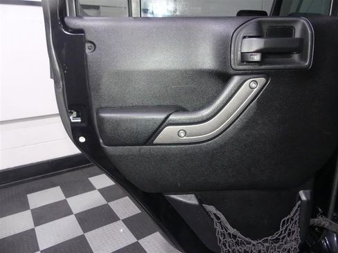 Used 2014 Jeep Wrangler Unlimited Sport w/ Quick Order Package 23S AWD/4WD image 20