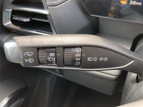 New 2026 Chevrolet Traverse LT image 28