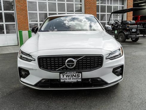 Used 2023 Volvo S60 B5 Plus w/ Climate Package AWD/4WD image 32