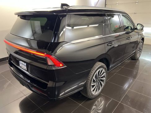 New 2026 Lincoln Navigator Black Label AWD/4WD image 6