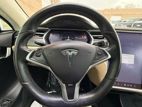Used 2013 Tesla Model S Performance image 19