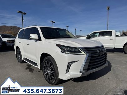 Used 2021 Lexus LX 570 4WD w/ 3rd Row & Luxury Pkg