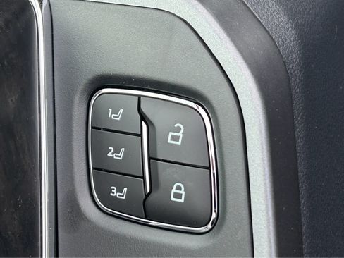 New 2026 Ford F250 Lariat image 19