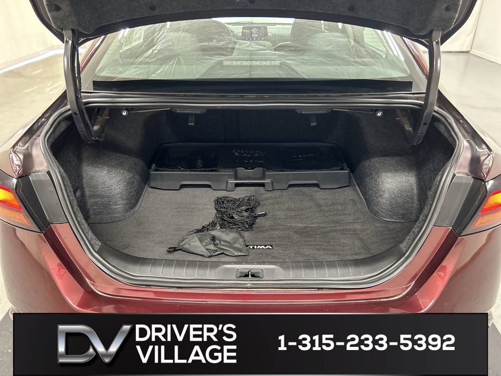 Used 2024 Nissan Altima 2.5 SV AWD/4WD image 21