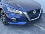 Used 2022 Nissan Altima 2.5 Platinum image 6