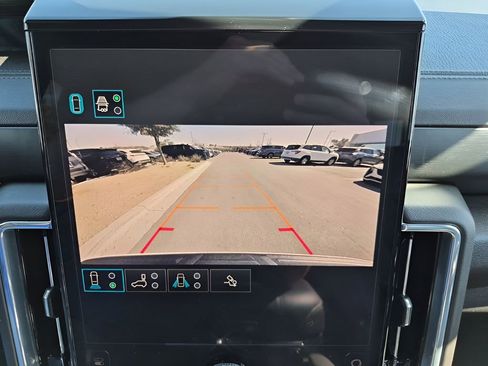 Used 2025 GMC Yukon XL Denali image 45