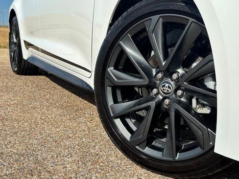 Certified 2025 Toyota Corolla SE image 2