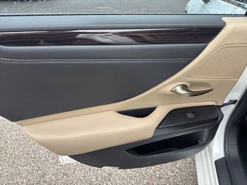 Used 2020 Lexus ES 350 w/ Premium Package FWD image 24