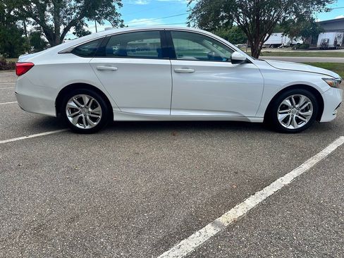 Used 2019 Honda Accord LX image 5