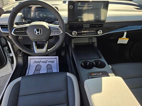 New 2026 Honda Prologue Touring image 23