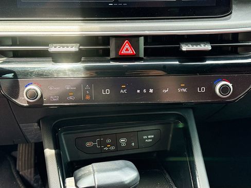 Used 2025 Kia K5 GT-Line w/ GT-Line Premium Package FWD image 11