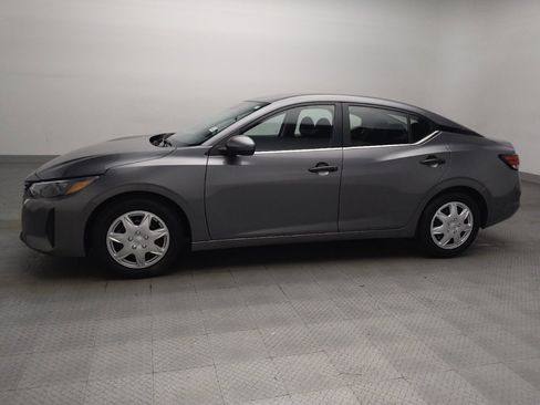 Used 2025 Nissan Sentra S FWD image 2