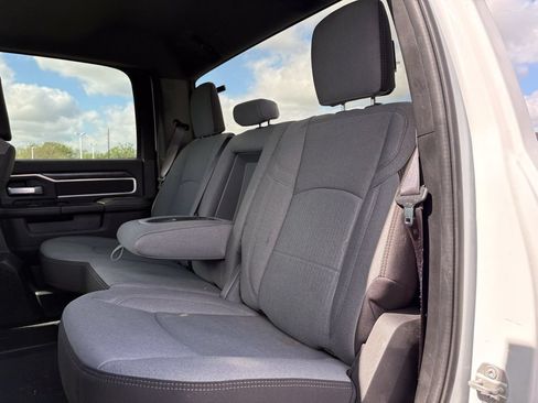 Used 2024 RAM 3500 Big Horn AWD/4WD image 19
