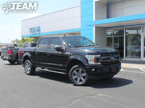 Used 2019 Ford F150 XLT w/ Equipment Group 302A Luxury AWD/4WD image 2