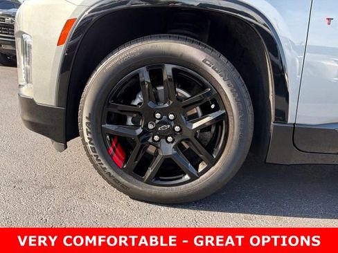 Certified 2023 Chevrolet Traverse Premier w/ Redline Edition FWD image 9