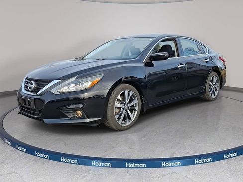 Used 2017 Nissan Altima 2.5 SR image 1