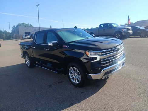 Used 2024 Chevrolet Silverado 1500 LTZ w/ LTZ Premium Package AWD/4WD image 7