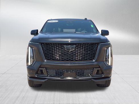 Certified 2025 Cadillac Escalade ESV V AWD/4WD image 8