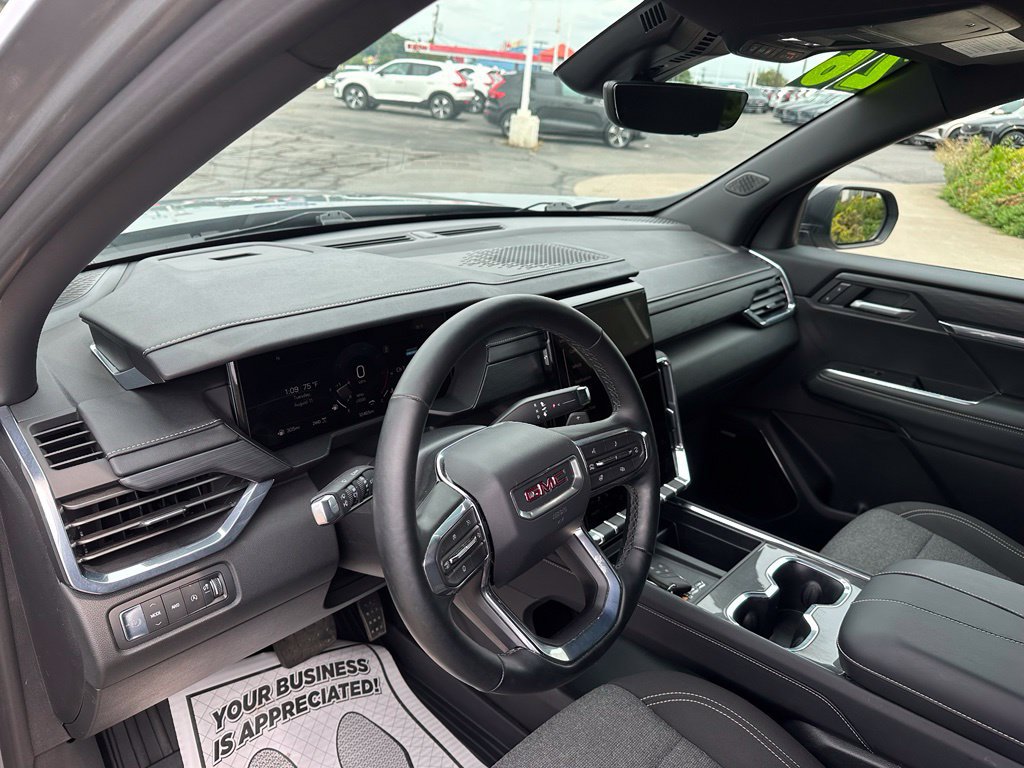 Used 2026 GMC Acadia Elevation w/ LPO, Floor Liner Package AWD/4WD image 21
