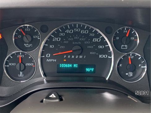 Used 2022 Chevrolet Express 3500 w/ Power Convenience Package RWD image 27