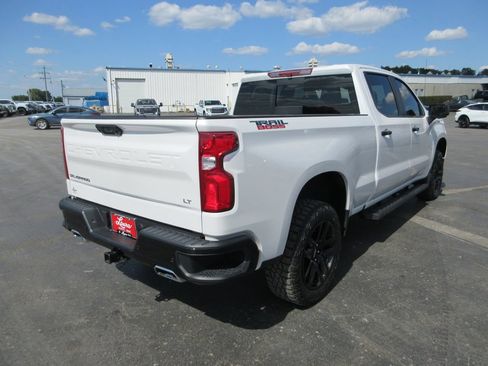 Certified 2024 Chevrolet Silverado 1500 LT Trail Boss w/ Convenience Package II AWD/4WD image 5