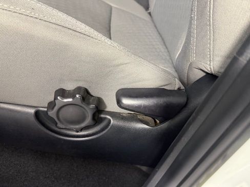 Used 2022 Toyota Tacoma SR image 23