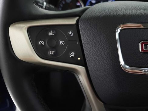Used 2023 GMC Acadia Denali w/ Denali Technology Package AWD/4WD image 20