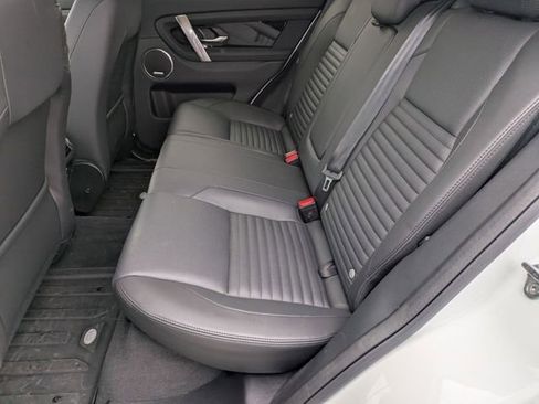 Used 2025 Land Rover Discovery Sport S image 15