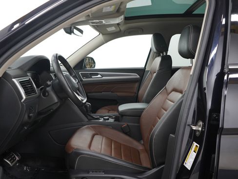 Used 2023 Volkswagen Atlas SEL Premium AWD/4WD image 25