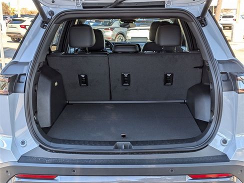 New 2026 Chevrolet Equinox ACTIV w/ Convenience Package III image 22