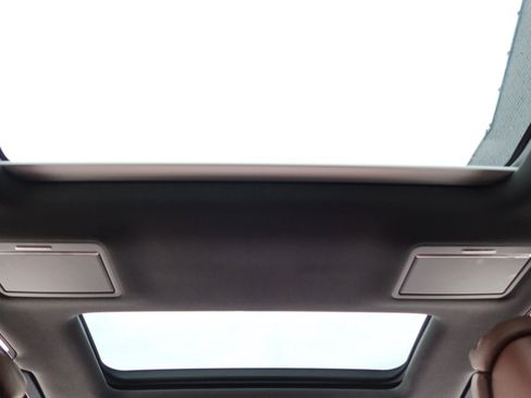 Used 2017 Audi A8 L 3.0T w/ Executive Package image 33