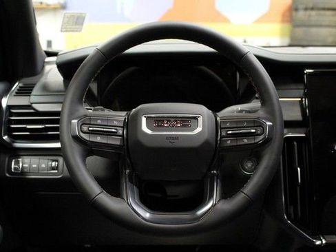 New 2026 GMC Acadia AT4 image 22