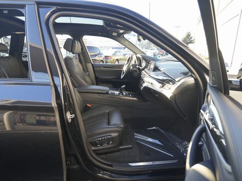 Used 2017 BMW X5 xDrive50i image 35