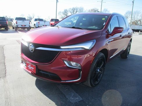 Certified 2023 Buick Enclave Essence w/ Experience Buick Package image 9