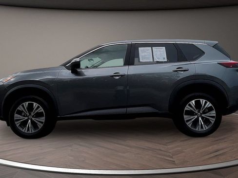 Used 2023 Nissan Rogue SV FWD image 7