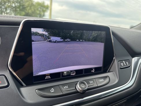 Certified 2022 Chevrolet Blazer Premier w/ Enhanced Convenience Package AWD/4WD image 24