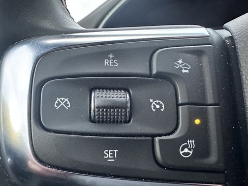 Used 2025 Chevrolet Blazer RS w/ Driver Confidence II Package image 25