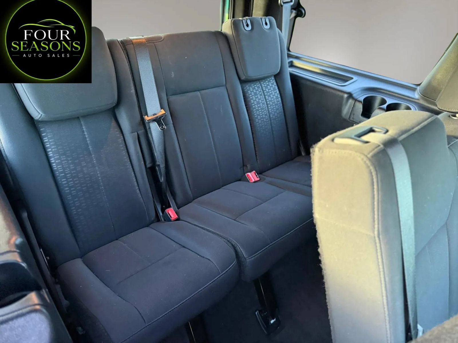Used 2017 Ford Expedition XLT RWD image 9