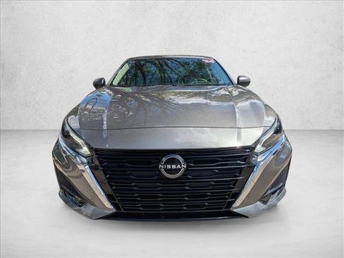 Certified 2024 Nissan Altima 2.5 S FWD image 2