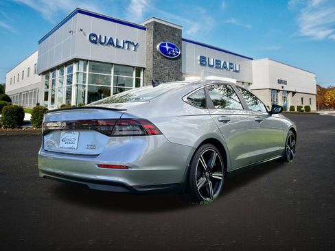 Used 2024 Honda Accord Sport image 4