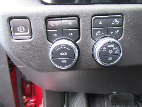 Used 2023 GMC Sierra 1500 Elevation w/ Elevation Premium Package image 29