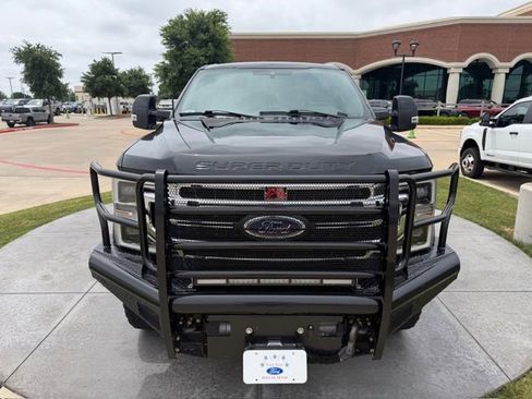 Used 2022 Ford F250 Lariat w/ Lariat Ultimate Package AWD/4WD image 2