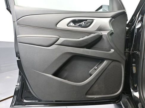 Used 2020 Chevrolet Traverse LT w/ Driver Confidence II Package AWD/4WD image 20