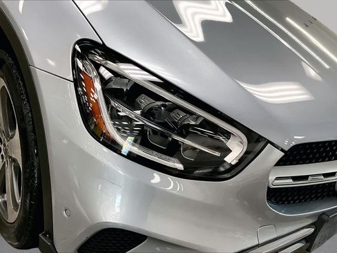 Used 2023 Mercedes-Benz GLC 300 4MATIC Coupe image 27