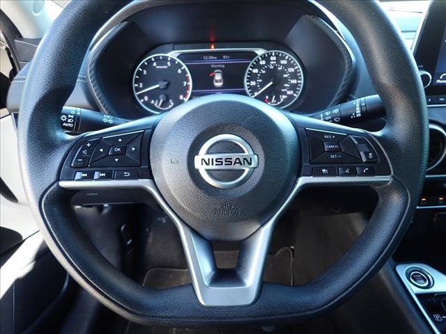 Used 2023 Nissan Sentra SV FWD image 11