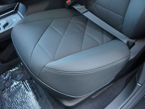Used 2025 BMW iX M60 AWD/4WD image 11