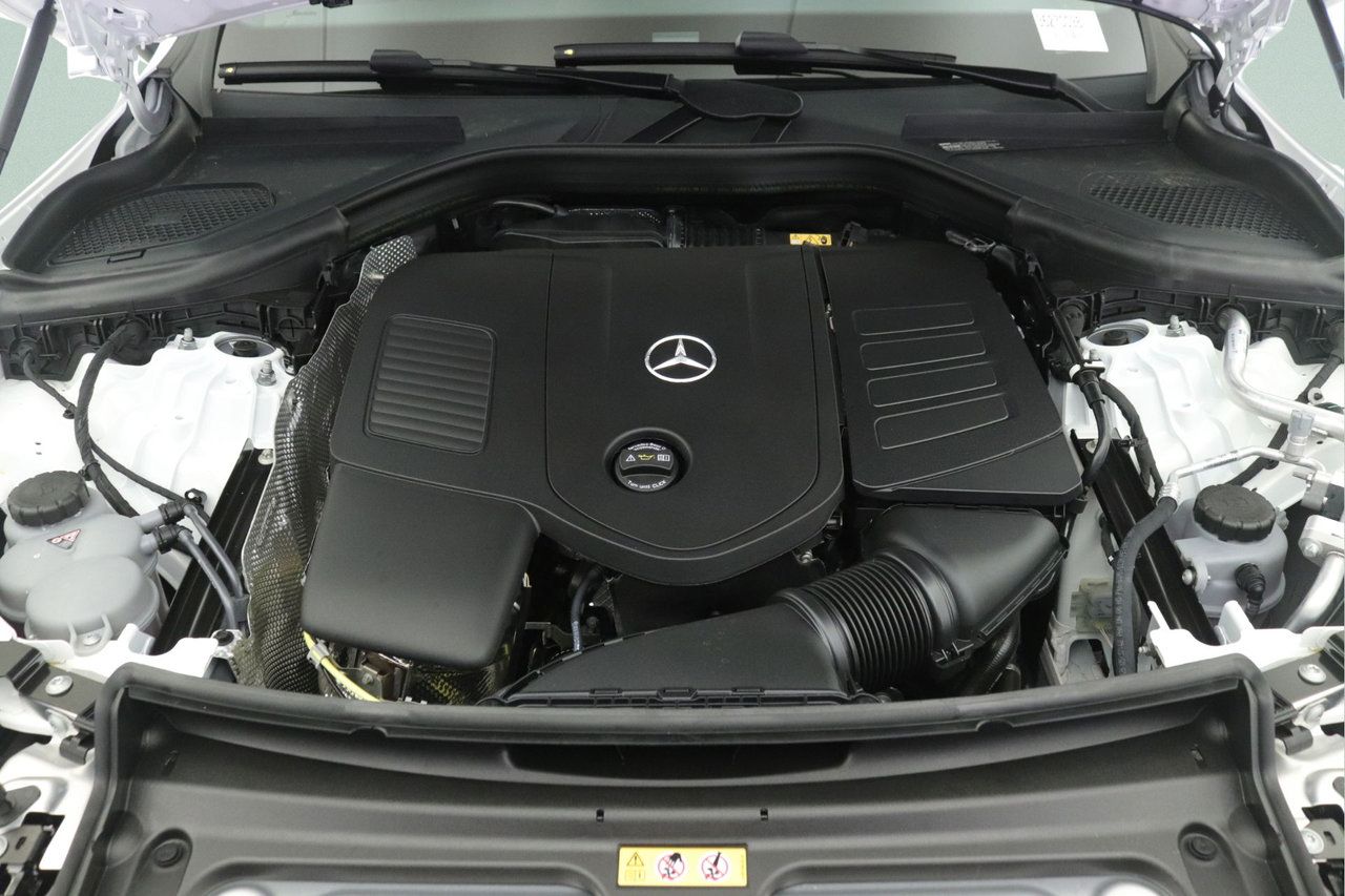 New 2027 Mercedes-Benz GLC 300 image 10